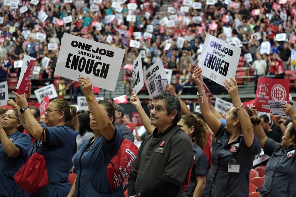 LIVE UPDATES Las Vegas Hospitality Workers Overwhelmingly Authorize
